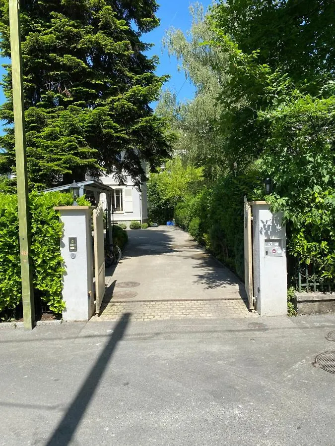 Residence Mont-Blanc 20 Geneva 0*,